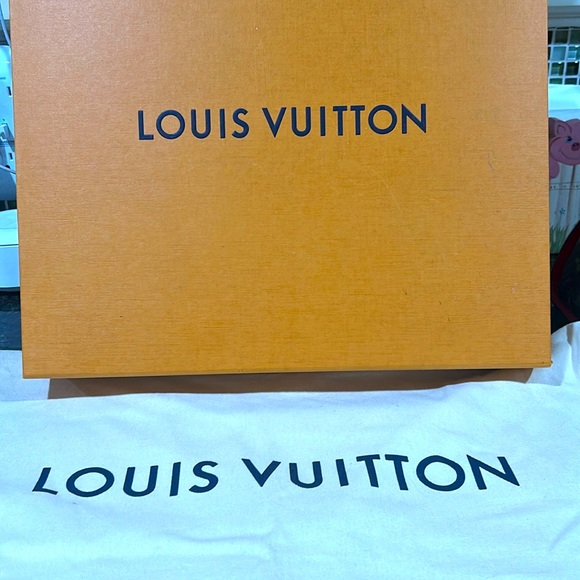 SOLD !!! / Louis Vuitton Truileres MM - Picture 4 of 17